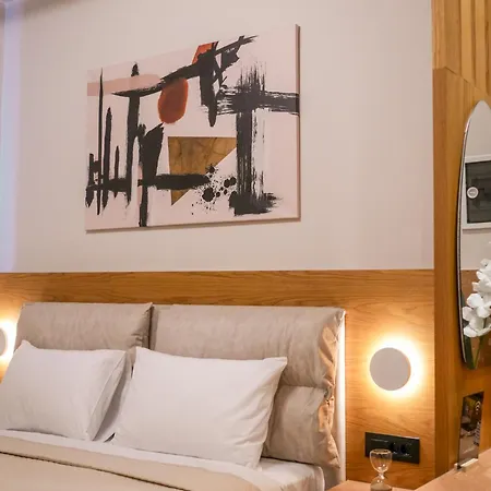 Капсульный отель Centre Local *