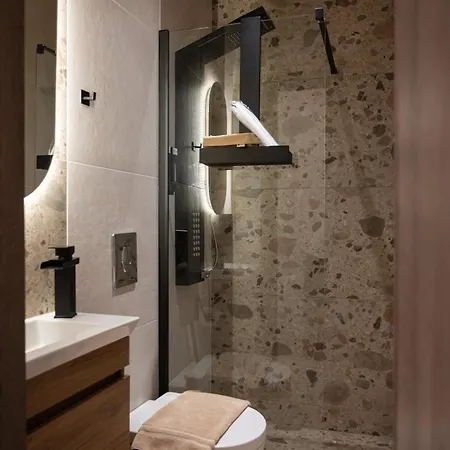 Centre Local Ξενοδοχείο με κάψουλες