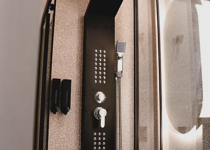 Kapselhotel Centre Local