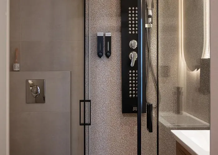 Hôtel capsule Centre Local *